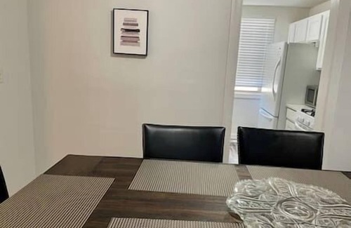 Bronzeville Casa | McCormick Place, 3 bedroom house