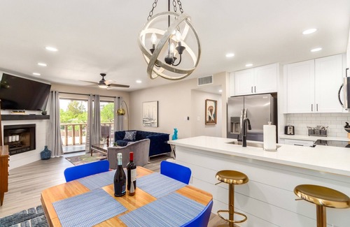 Scottsdale Condominio | McCormick Ranch Condo! Walk to Restaurants & Shops