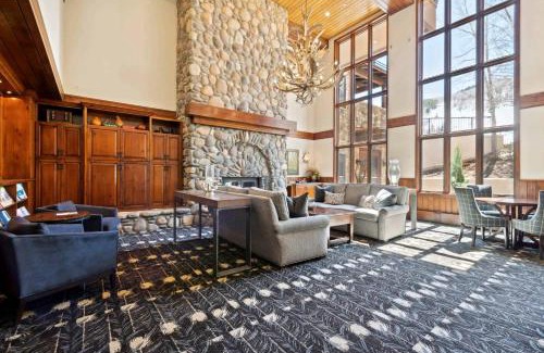 Highlands Townhomes Apartamento | McCoy Peak 202 by East West Hospitality