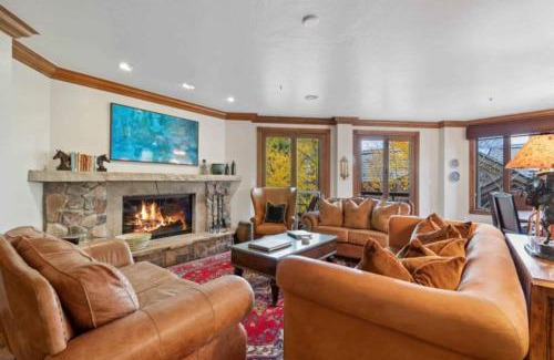 Highlands Townhomes Apartamento | McCoy Peak 204 by East West Hospitality