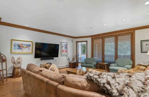 Highlands Townhomes Apartamento | McCoy Peak 305 by East West Hospitality