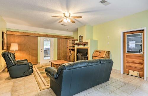 McDonough Casa | McDonough Getaway with Private Lake on 24 Acres