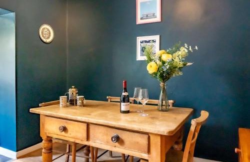 Broadstairs Casa | McEnroe Cottage - Heart of Town - Beach