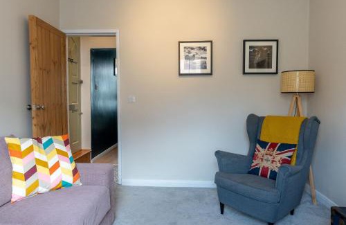 Broadstairs Casa | McEnroe Cottage - Heart of Town - Beach