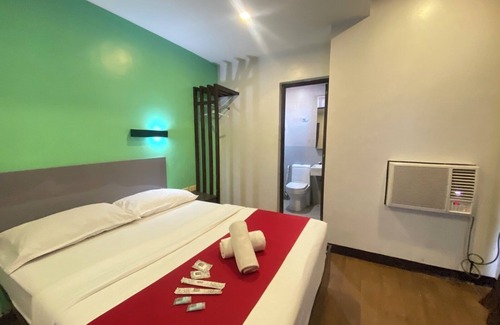 Novaliches Hotel | McHotel Novaliches