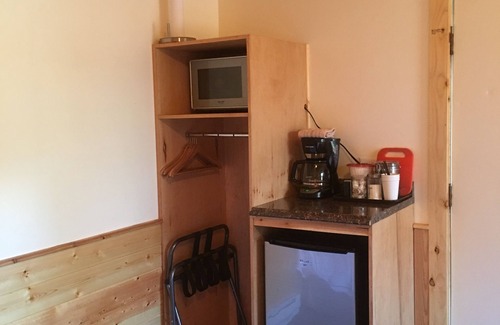 McKinley Park Cabina | McKinley Creekside Cabins