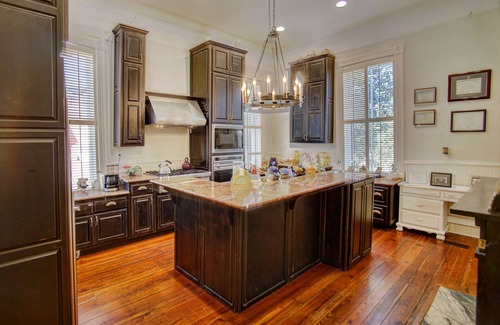 Historic Downtown Savannah Cama Y Desayuno | McMillan Inn Bed and Breakfast