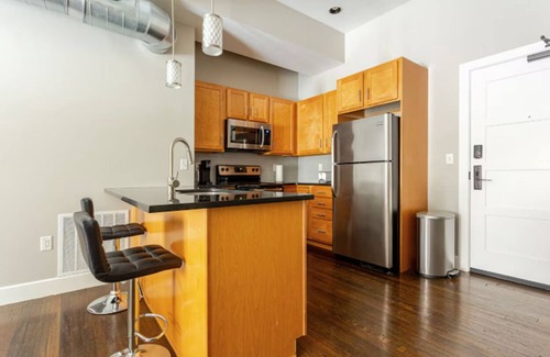 Wholesale District Apartamento | McOuat Place 4C - Luxury 1 Bed Downtown Indy Apartment Prime Location