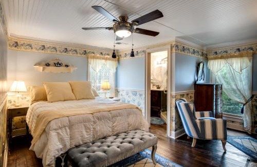 Franklin Casa | McTernan Manor
