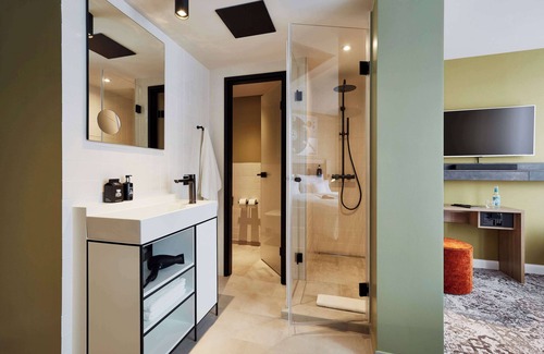 Mitte Hotel | Me and All Hotel Hanover, by Hyatt