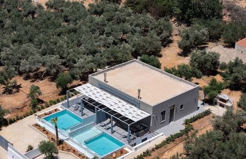 Roumeli Villa | Me and You Villas