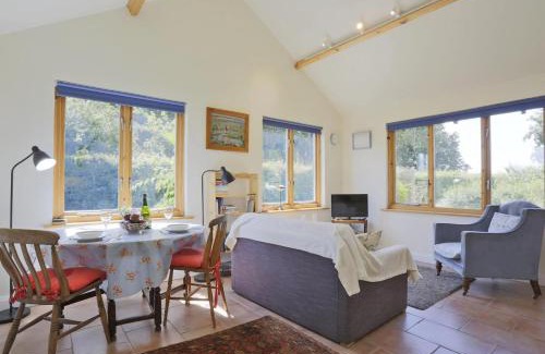 Beccles Casa | Meadow Cabin