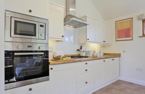 Beccles Casa | Meadow Cabin