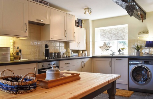 Pickering Cabaña | Meadow View Cottage - UK33302