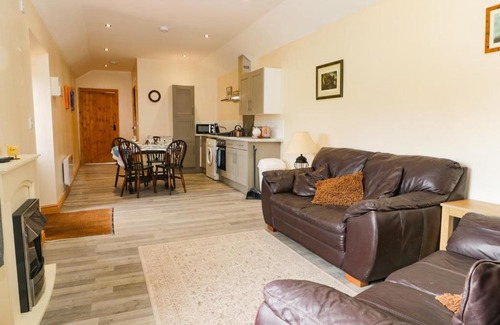 Tunstall Casa | Meadow View