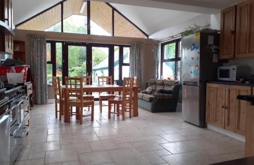 Blackwater Casa | Meadow view