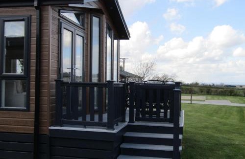 Thirsk Casa | Meadow View Lodge with stunning views