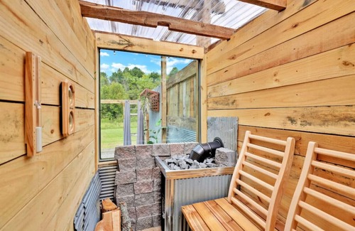 Newport Casa | Meadow View · Romantic Glamping Stay w/Barn, Outdoor Tub & Sauna