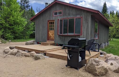 Hastings Highlands Otro | Meadowlark Cabin #5