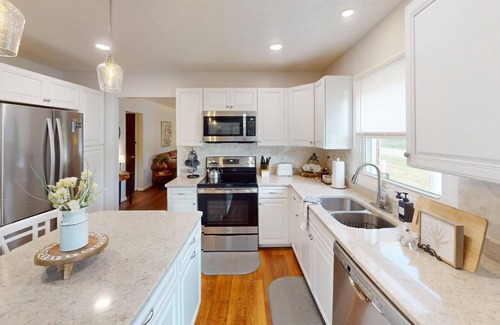 New Plymouth Casa | Meadows Edge-Home-Baño Privado