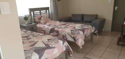 Germiston Casa | Meadows Guesthouse