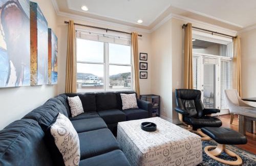 Historic Downtown Durango Casa | Mears House Unit 3F