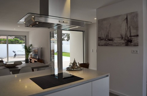 Fornos Casa | Meco Beach and Pool Villa