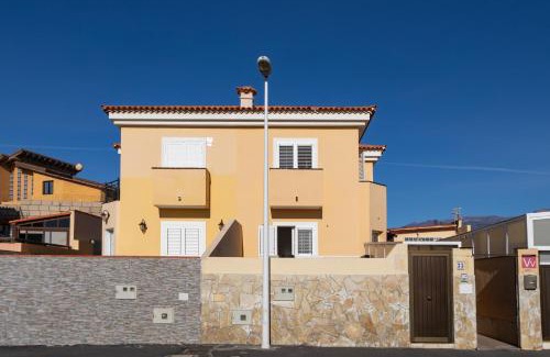 Arenas del Mar Casa | Medano Beach Coliving