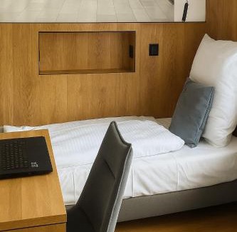 Piasek Południe Hotel | MedHotel Smart Krupnicza w Krakowie