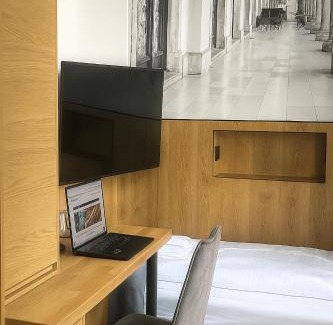 Piasek Południe Hotel | MedHotel Smart Krupnicza w Krakowie
