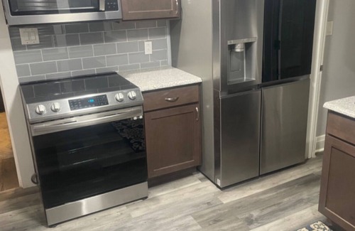 Downtown Buffalo Apartamento | Private Bedroom Downtown: Medical Corridor--- ENCHANTING