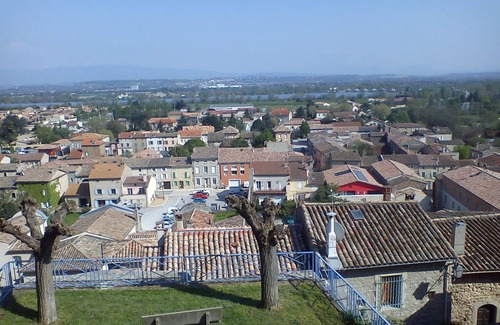 Charmes-sur-Rhone Casa | Casa medieval, personaje, Muy hermosa vista, Terraza, Chimenea, Piano, Natación en el río