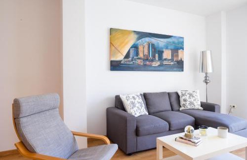 Poblats Maritims Apartamento | Medinaceli airco, wifi and free parking