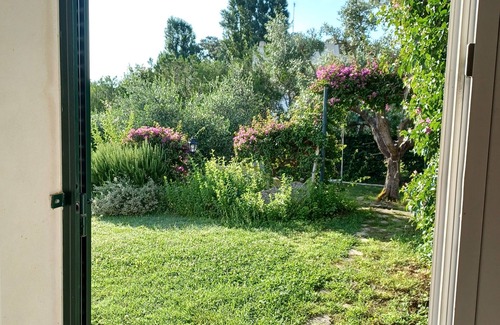 San Felice Circeo Casa | Villa mediterránea enorme jardín San Felice Circeo junto al mar no muy lejos de Roma