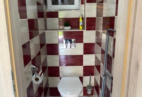 Szantod Apartamento | Mediterán Fedett Medencés Apartmanház