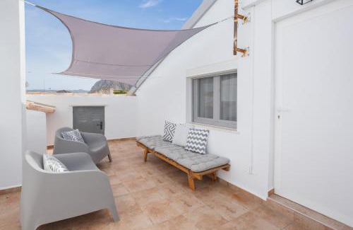 Vergel Casa | Mediterranean Breeze Beach House