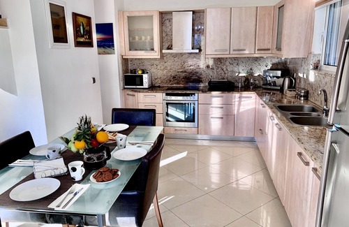 Ialyssos Villa | NUEVO Villa espaciosa de 3 dormitorios perfectamente ubicada
