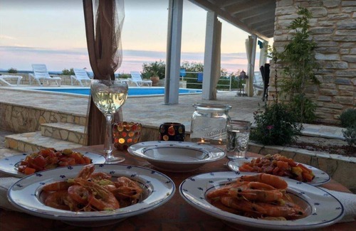 Garica Apartamento | Mediterranean studio with pool on the island of Krk