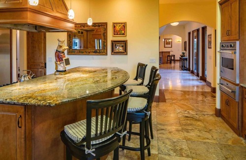Scenic Brush Creek Villa | Mediterranean- style luxury Villa in Wine Country