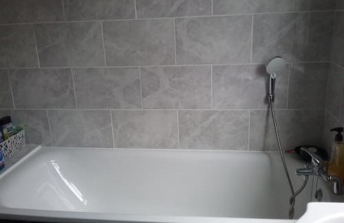 Clacton-on-Sea Casa | medium sized room in my bungalow