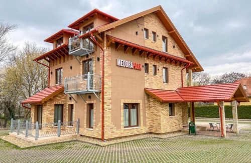 Agard Hotel | MeDoRa Park - Hotel MeDoRa*