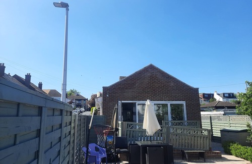 Gillingham Casa | Medway Bungalow, SEND Accessible, The Apple Tree in (Rainham) Gillingham, Kent.