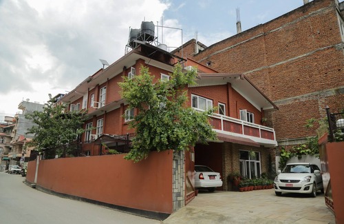 Kathmandu Casa | Casa Meena Con Balcón Privado