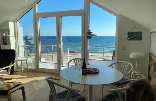 Hohwacht Apartamento | Meeresblick-Strandkorb-Haus-3-WE-46