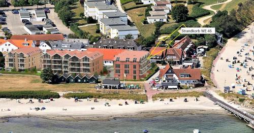 Hohwacht Apartamento | Meeresblick-Strandkorb-Haus-3-WE-46