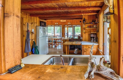 Rangeley Plantation Cabaña | Meerman Camp - PRIVATE Rangeley Lake waterfront cottage, with a small beach!