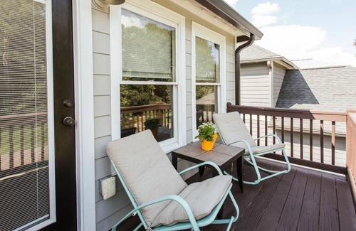 Athens Casa | Meet Me in Athens I Beautiful 4-Bdrm House I 1 Mile to DT and Mins to UGA