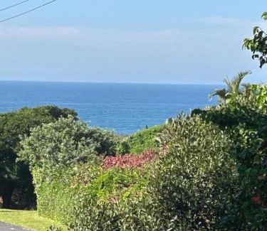 Umzumbe Casa | Meet U at the Beach Family Home Umzumbe