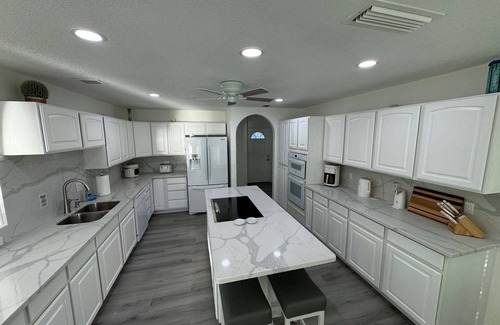 Parker Strip Casa | MEGA Dock House on the Strip