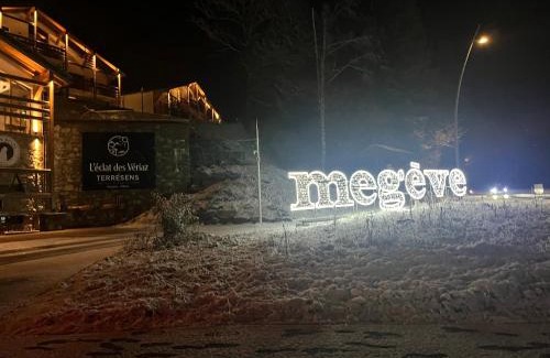 Megeve Apartamento | Megeve Praz sur Arly Apparthotel eclat des veriaz Studio vue sur jardin
